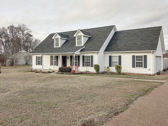 2nd image of 168 Stones River Ln