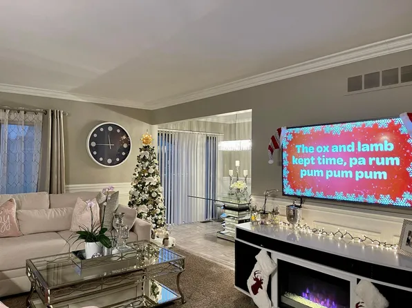 44540 Connecticut Ct, Clinton Township, MI 48038