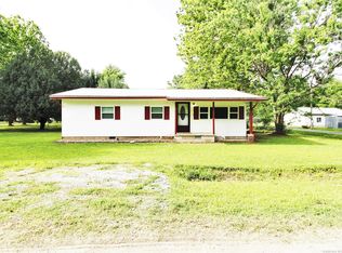 715 Bower Rd, Eufaula, OK 74432