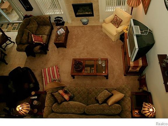 3rd image of 44523 Apple Blossom Dr