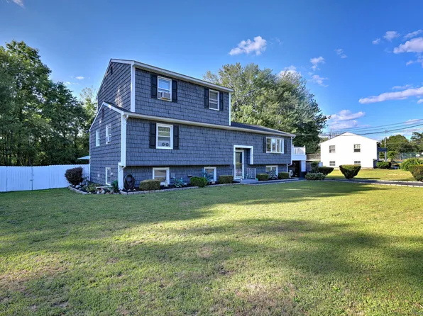 17 Ellyn Court, West Haven, CT 06516