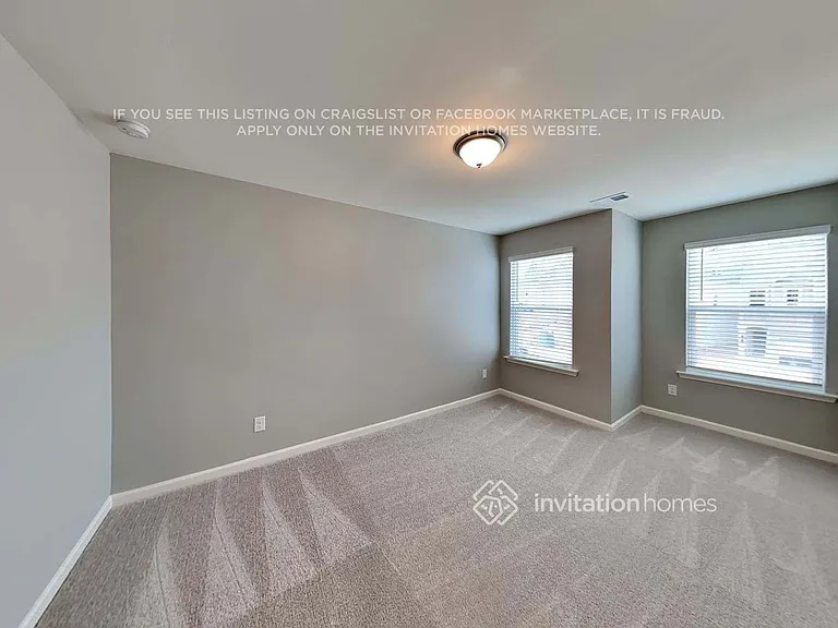 207 Webster Cir — Photo 14