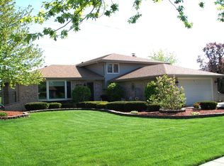 8023 Anne Dr, Orland Park, IL
