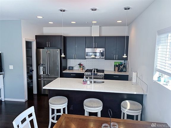 2nd image of 7323 35th Ave NE #B