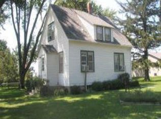 500 W Main St, Hayfield, MN 55940