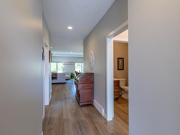 3rd image of 5208 Lynx Ct