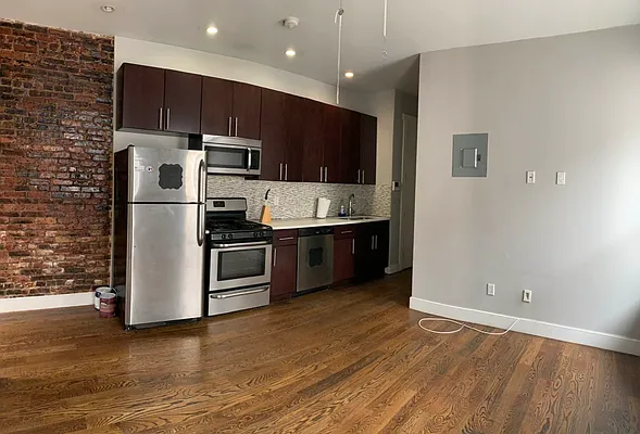 Rented by Bedford And Dean LLC | media 29