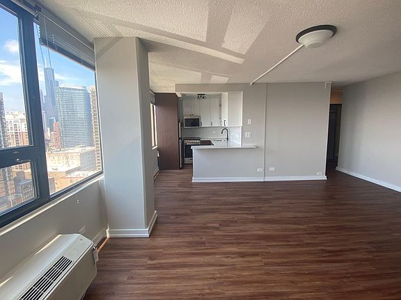 3rd image of 1135 S Park Ter #123