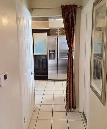 5th image of 2540 W Bryn Mawr Ave