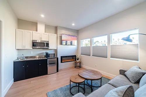 1140 Elden Ave #2 Photo 1