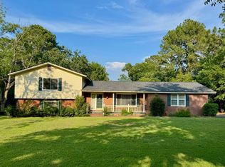 2417 Hall Ave, Tifton, GA 31794