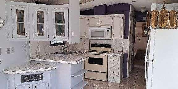 2nd image of 1720 NW 38th Ave Unit 4-A