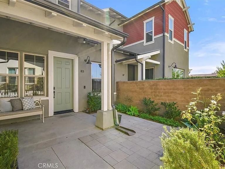 85 Promesa Ave — Photo 2