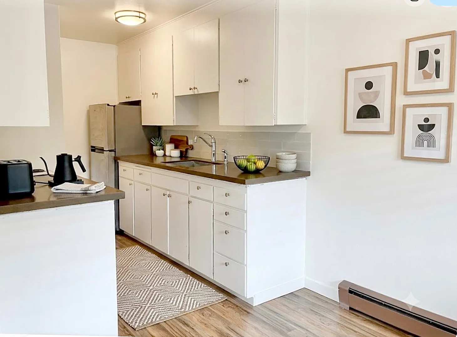1 bed, 700 sqft, $1,950 — Photo 3
