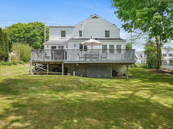 5017 Main St, Trumbull, CT 06611