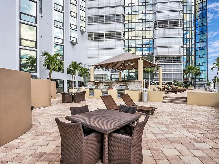 4751 Gulf Shore Blvd N #602 — Photo 33