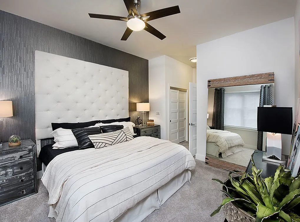 AMLI Buckhead — Photo 4
