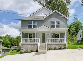 925 Woody Hills Dr, Clarksville, TN 37040