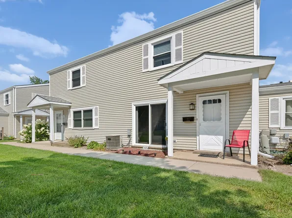 184 Betty Ct Unit B, Bartlett, IL 60103