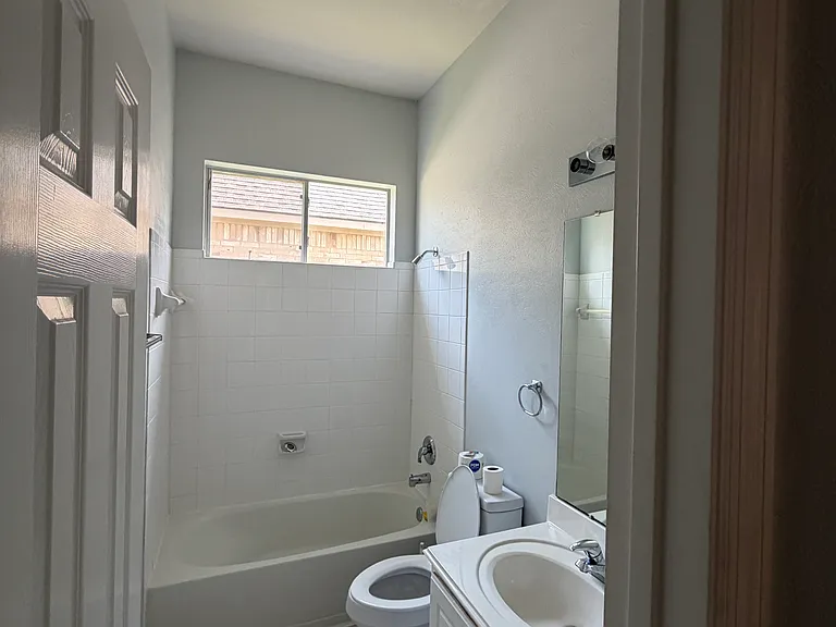 13639 Mansfield Point Ln — Photo 1