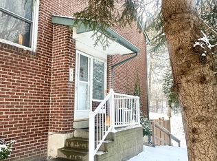 909 King St W #27, Oshawa, ON L1J 2L4