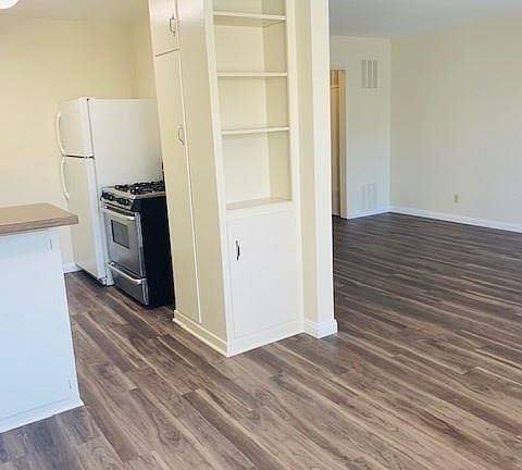 2nd image of 6707 Wilkinson Ave #3