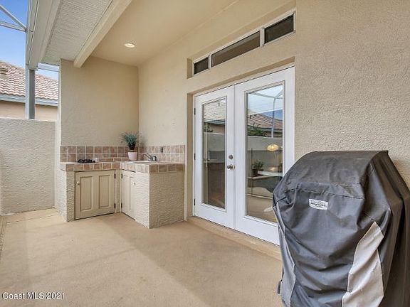 4th image of 718 Spanish Cove Dr
