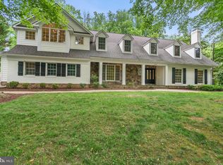 7323 Arrowood Rd, Bethesda, MD 20817