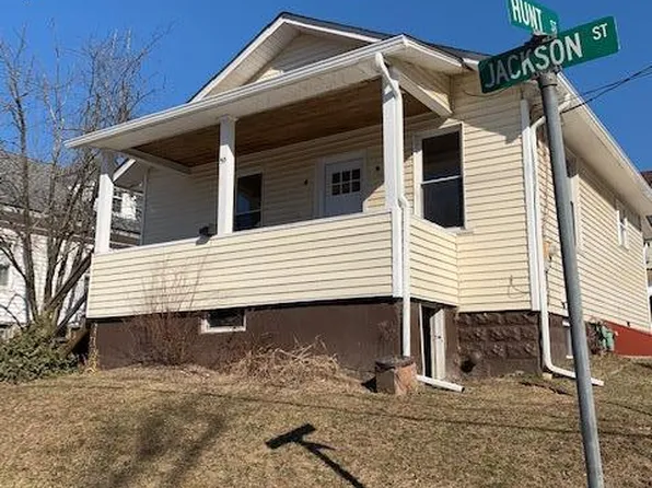 50 Jackson St, Dallas, PA 18612