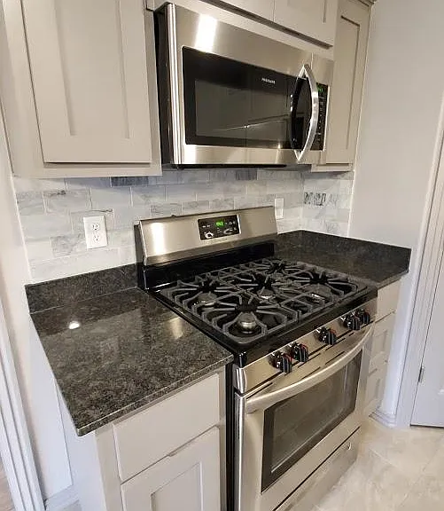 2315 W Margaret St — Photo 15