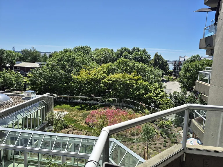 1135 Quayside Dr #401 — Photo 7