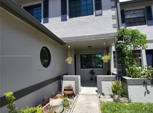 15561 SW 110th Ter, Miami, FL 33196