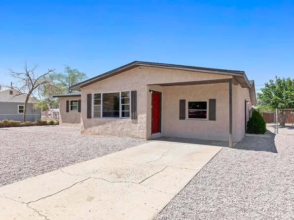 1213 Iowa Ave, Alamogordo, NM 88310
