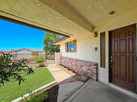 5th image of 383 Meteor Ln