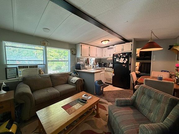 4th image of 2795 E 28th Rd Lot 1021