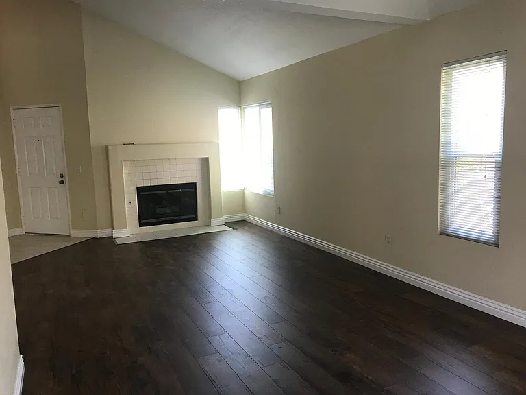 15325 Seitz Ct — Photo 19