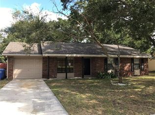 525 Flame Tree Dr, Apollo Beach, FL 33572