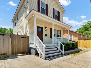 704 Dawson St, Wilmington, NC 28401