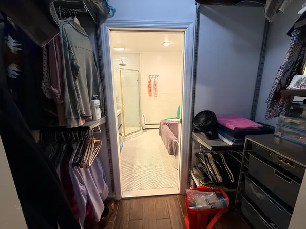 1360 Prospect Place image 7 of 18