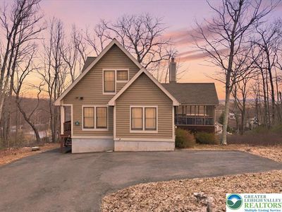 111 High Mountain Ln, Pocono Lake, PA, 18347