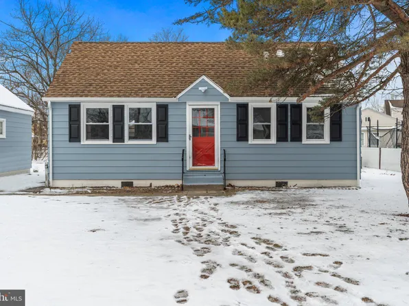 131 Cuthbert Rd, Cinnaminson, NJ 08077