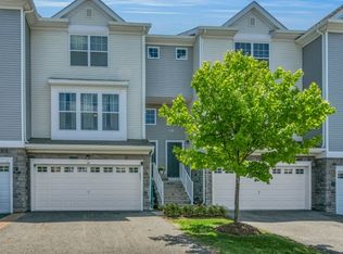 14 Blazingstar Way, Allamuchy Twp, NJ 07882