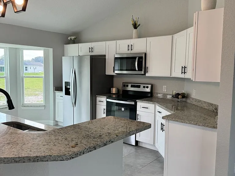 2575 SE 75th Blvd — Photo 12