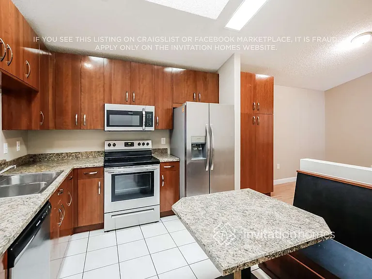 10061 SW 222nd St — Photo 9
