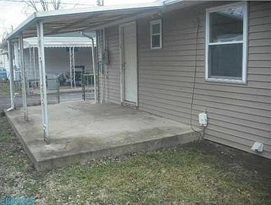 2nd image of 1653 Laurel Ave