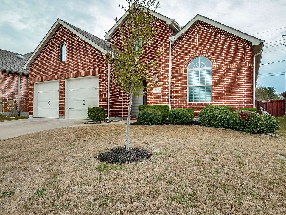 2052-dripping-springs-dr-forney-tx-High-Res-1.jpg
