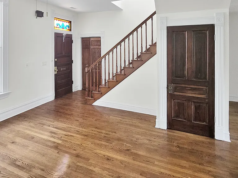 937 N Fairfield Ave #2 — Photo 2