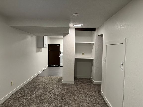 3rd image of 456 N 4th St