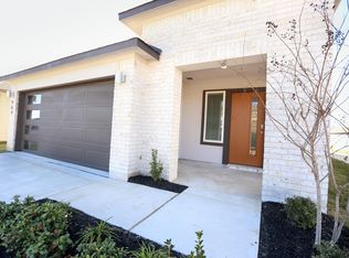 909 Kickapoo Ln, College Station, TX 77845