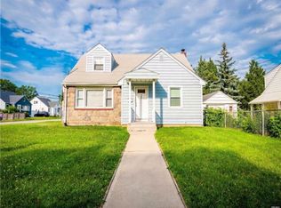 780 Great Neck Rd, Copiague, NY 11726